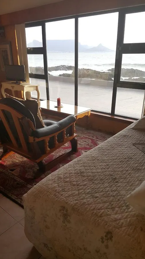 Πανσιόν Sonskyn B&B Bloubergstrand